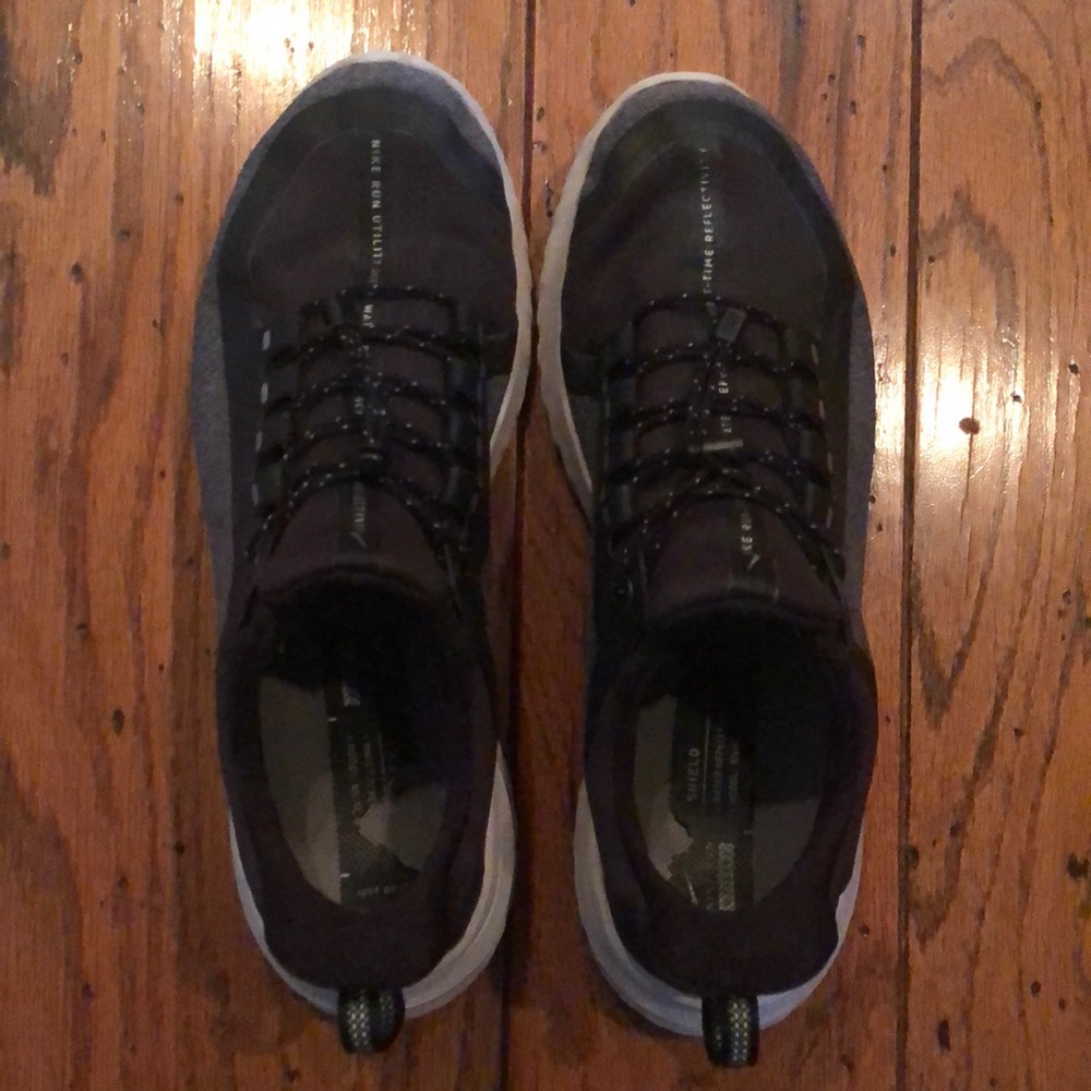 Nike Renew Sneakers Size 9.5 womens